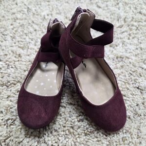 Touch of Nina Maroon Dress Shoes for Kids